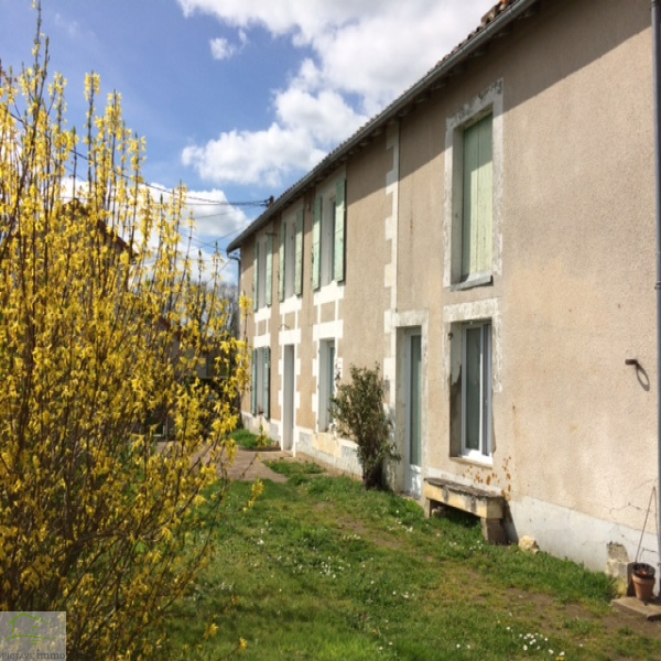 Offres de vente Maison Vasles 79340