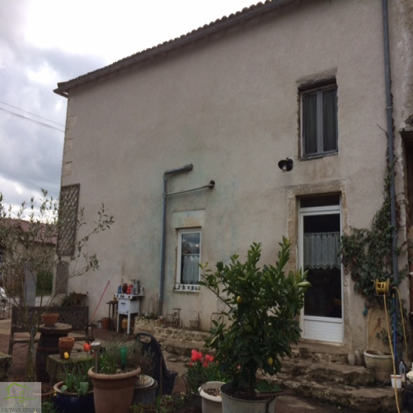 Offres de vente Maison de village Reffannes 79420